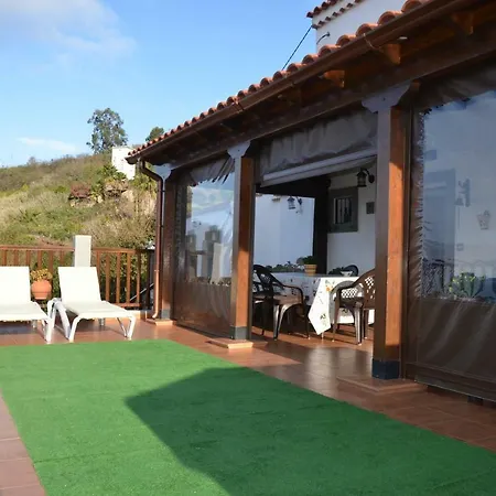 La Berrera Holiday home *